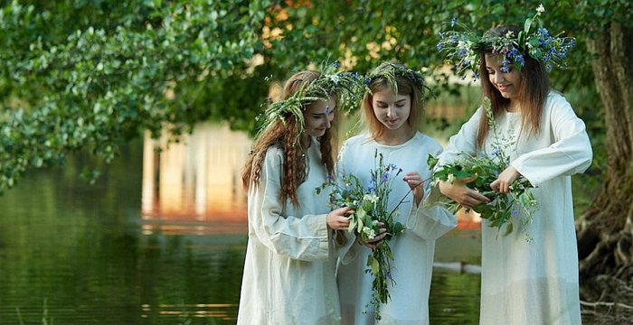 Joninės Aukštadvaryje – tradicinės, lauktos, puikios