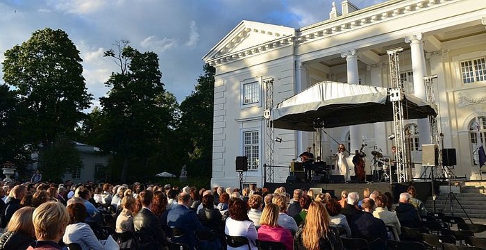 Startuoja jau 15-asis festivalis „Užutrakio vakarai“: bus ir vargonų, ir džiazo