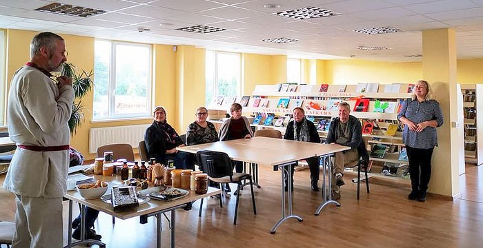 Rūdiškių bibliotekoje – apie medų ir bites