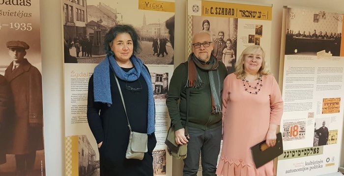 Rūdiškių bibliotekoje – paroda apie legendinį gydytoją C. Šabadą, žinomą ir daktaro Aiskaudos vardu