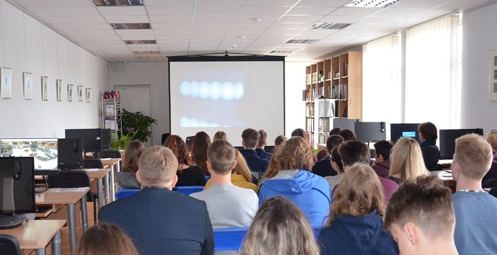 Saugesnio interneto savaitėje – dokumentinio filmo „Interneto valytojai“ peržiūra