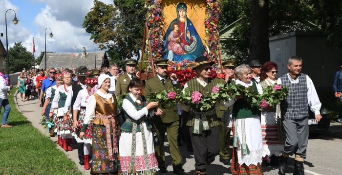 Rugpjūčio 15 d. Trakuose, vykstant Žolinės eisenai, iš dalies bus ribojamas eismas 