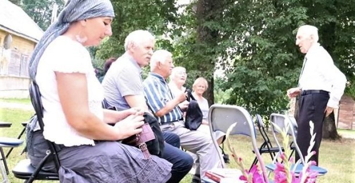 Literatūrinės kraštotyros knygos sutiktuvės Aukštadvaryje