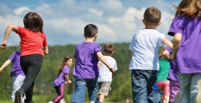 Vaikų dienos centrai turi teikti prašymus akreditacijai