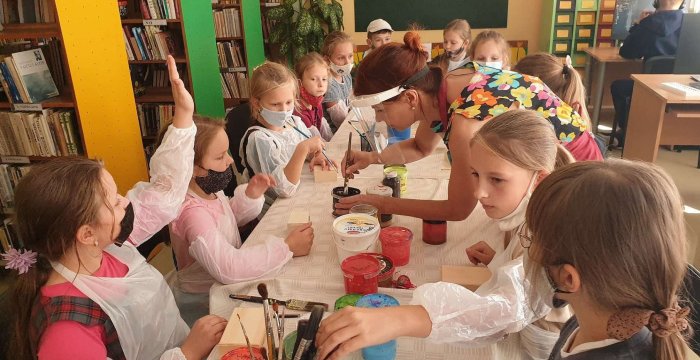 Mažieji margino skrynias ir mokėsi pažinti simbolius  