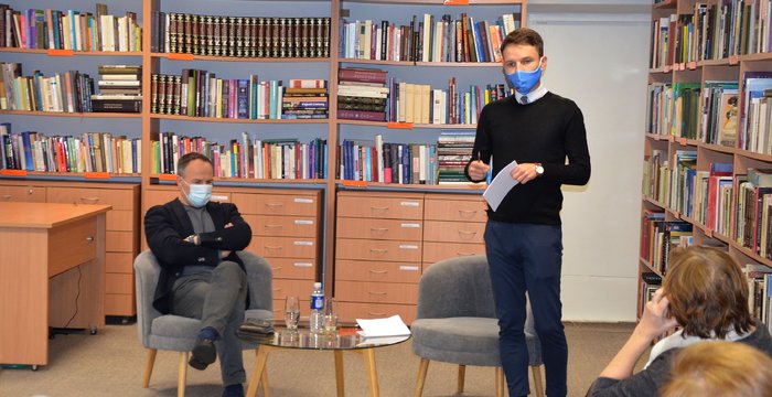 Trakų bibliotekoje – susitikimas su žymiais šalies politologais
