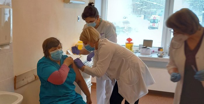 Trakų ligoninėje –  antrasis vakcinos skiepas nuo COVID-19