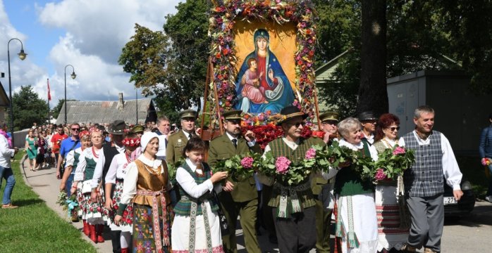 Rugpjūčio 15 d. Trakuose, vykstant Žolinės eisenai, iš dalies bus ribojamas eismas 