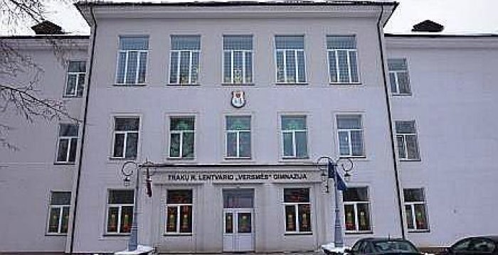 Informacija dėl 2021–2022 mokslo metų brandos egzaminų pasirinkimo ir bazinės mokyklos
