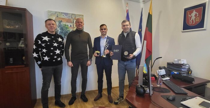 Trakų rajono merui ir savivaldybei – „Rally Elektrėnai by aromáma 2022 m.“ padėka