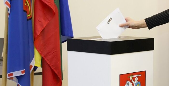 Prasidėjo išankstinis balsavimas 2023 m. savivaldybių tarybų ir merų rinkimuose