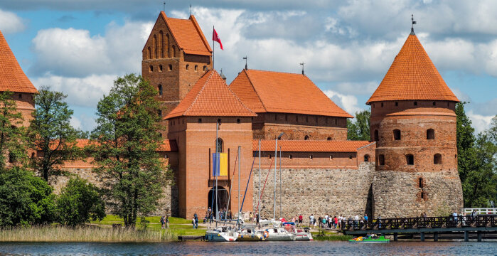 Trakų Salos pilyje – Dzūkijos (Dainavos) metams skirta tekstilės paroda „Vai, ar moki verpci?...