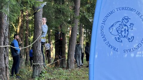 Ką turistai veikia Pasaulinę turizmo dieną? Keliauja į gamtą !