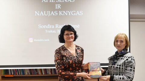 Susitikimas su istorinių detektyvų autore Sondra Rankeliene atvėrė ir retų spaudinių paslaptis