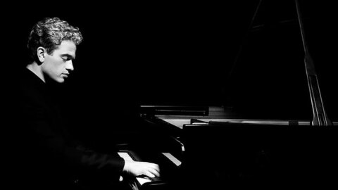 „Grammy“ nominantas Užutrakyje atvers fortepijono aukso amžių  