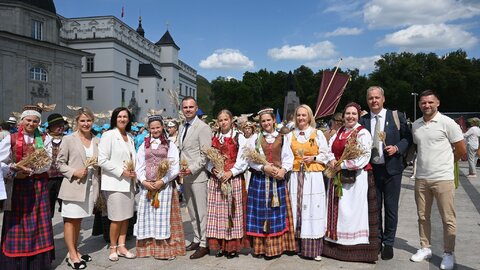 Šimtmečio Dainų šventėje – 500 rajono meno mėgėjų