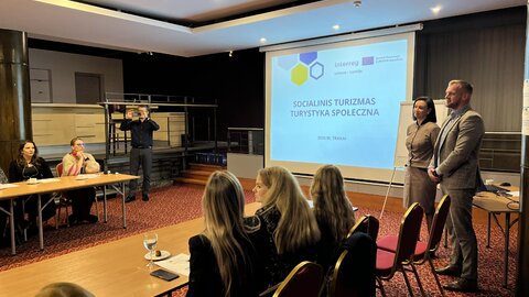 Gižycko delegacijos vizito Trakuose metu – apie socialinio turizmo plėtrą