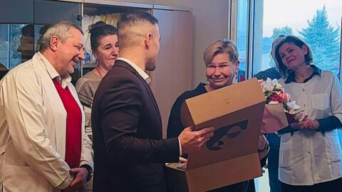 Už ilgametį darbą padėkota Lentvario ambulatorijos gydytojai odontologei