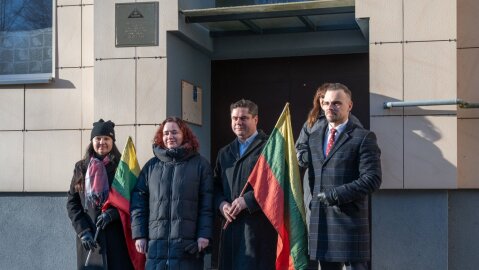 Trakuose atidengta Romualdo Lanko atminimo lenta