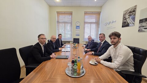 Trakų rajono savivaldybės vadovai su susisiekimo ministru aptarė infrastruktūros klausimus 