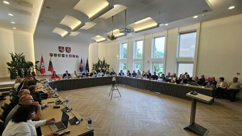 Šaukiamas Trakų rajono savivaldybės tarybos posėdis 2025 m. spalio 30 dieną