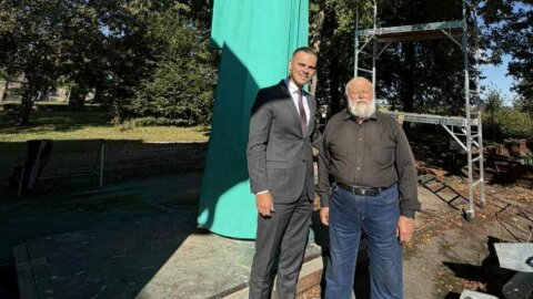 Vytauto Didžiojo paminklas įgauna pavidalą